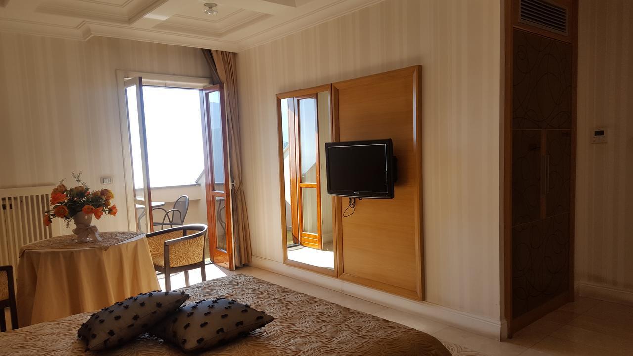 San Lorenzo - Hotel & Spa Lettere Luaran gambar